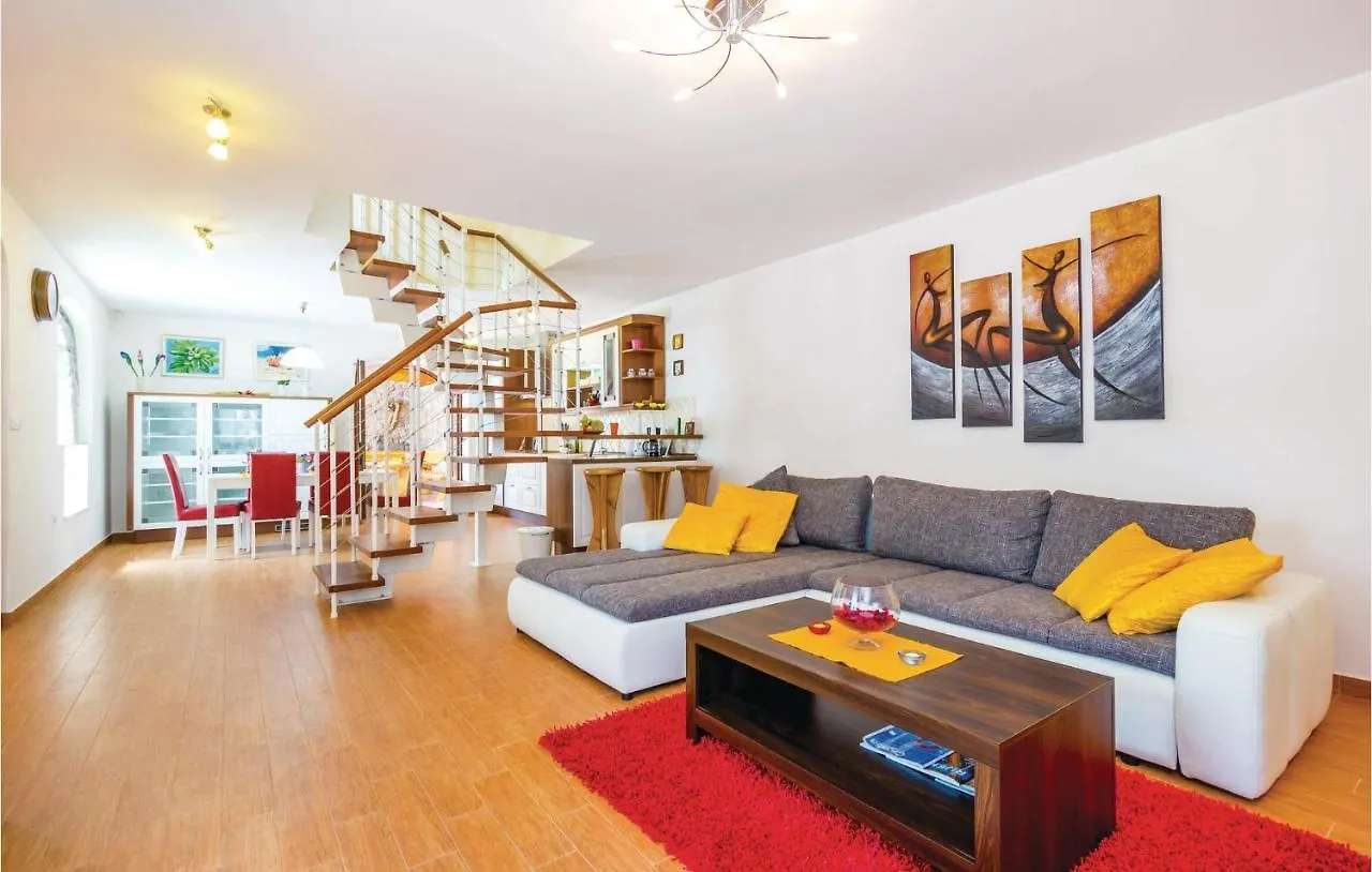 Holiday home 3 Bedroom Lovely Home In Bregi Opatija